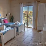 Hibiscus Holiday home *