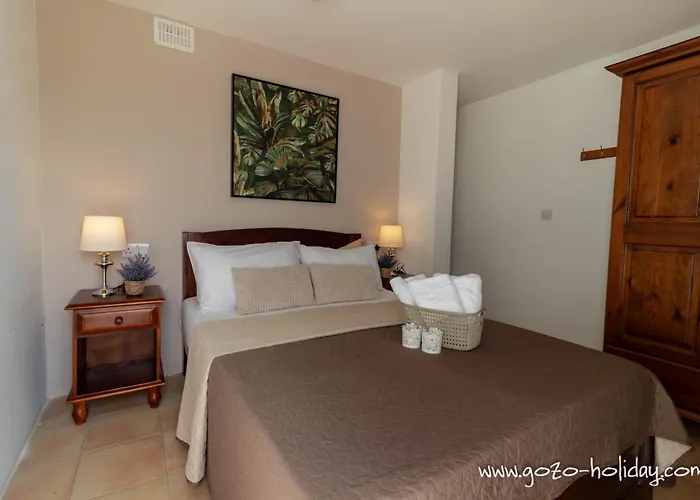 度假居 Hibiscus *